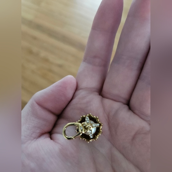 Rare New Juicy Couture Gold Tone C Crown Mini Charm With Pearl And J - Picture 11 of 16